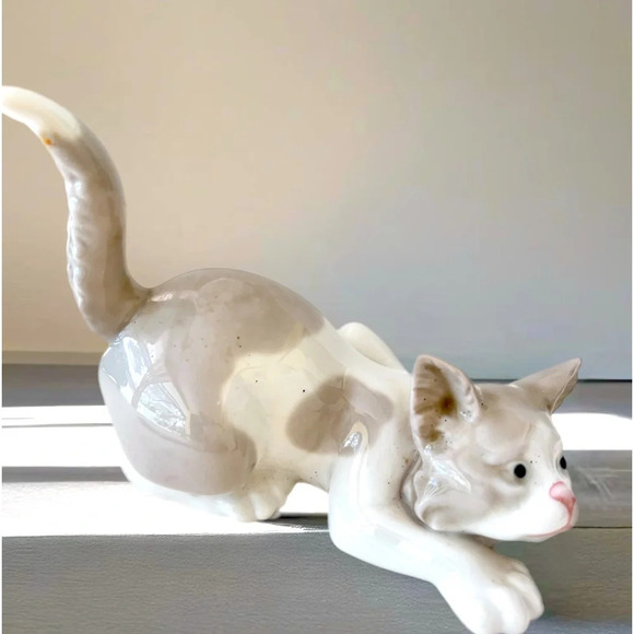 Llardo Attentive Cat Animals Domestic by LLADRO. - Picture 1 of 8